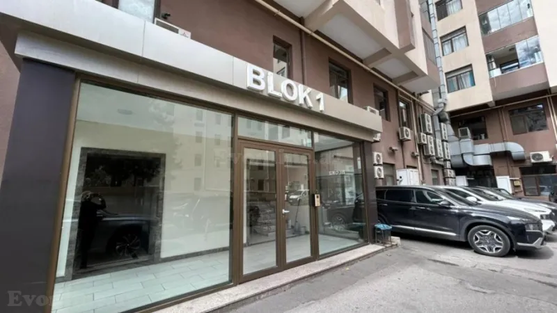 Satılır 3 otaqlı Mənzil Yeni tikili 148 m² 8 Noyabr m. - şəkil 4