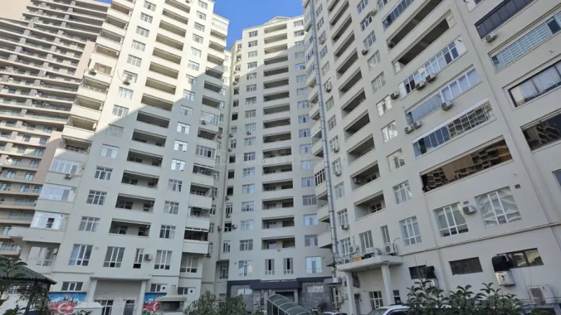 Satılır 4 otaqlı Mənzil Yeni tikili 105 m² Yasamal r. - şəkil 15