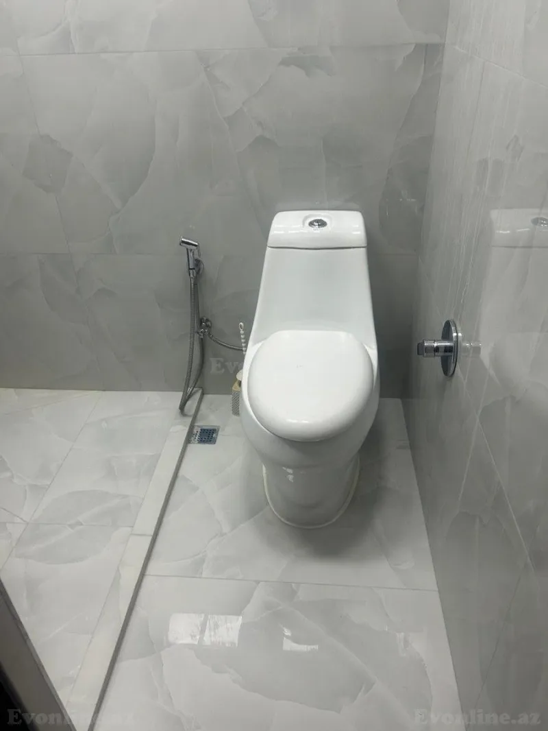 Kirayə verilir 2 otaqlı Mənzil Yeni tikili 60 m² Nərimanov r. - şəkil 3