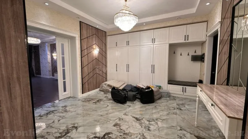 Satılır 4 otaqlı Mənzil Yeni tikili 215 m² 8-ci mikrorayon - şəkil 5