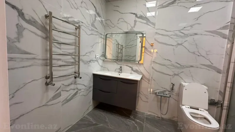 Satılır 4 otaqlı Mənzil Yeni tikili 215 m² 8-ci mikrorayon - şəkil 11