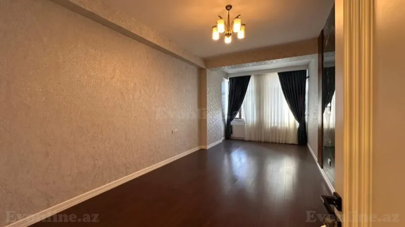 Satılır 4 otaqlı Mənzil Yeni tikili 215 m² 8-ci mikrorayon - şəkil 20