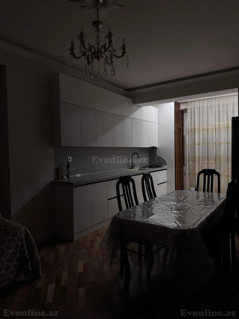 Kirayə verilir 3 otaqlı Mənzil Yeni tikili 110 m² 20 Yanvar m.