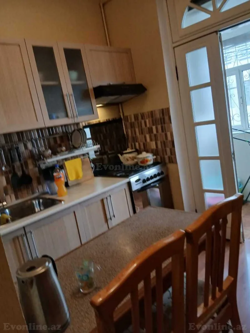 Kirayə verilir 2 otaqlı Mənzil Köhnə tikili 54 m² Sahil m. - şəkil 5
