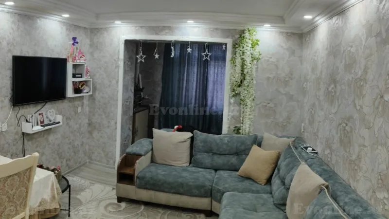 Satılır 4 otaqlı Mənzil Köhnə tikili 96 m² 8-ci kilometr