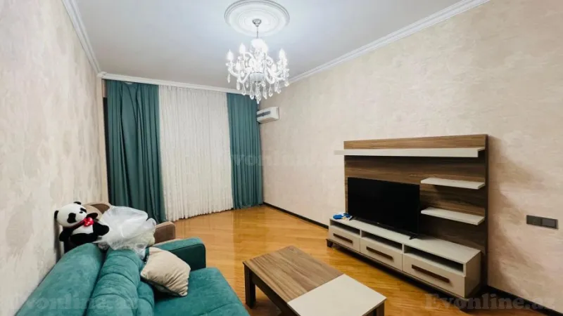 Satılır 2 otaqlı Mənzil Yeni tikili 70 m² Massiv D