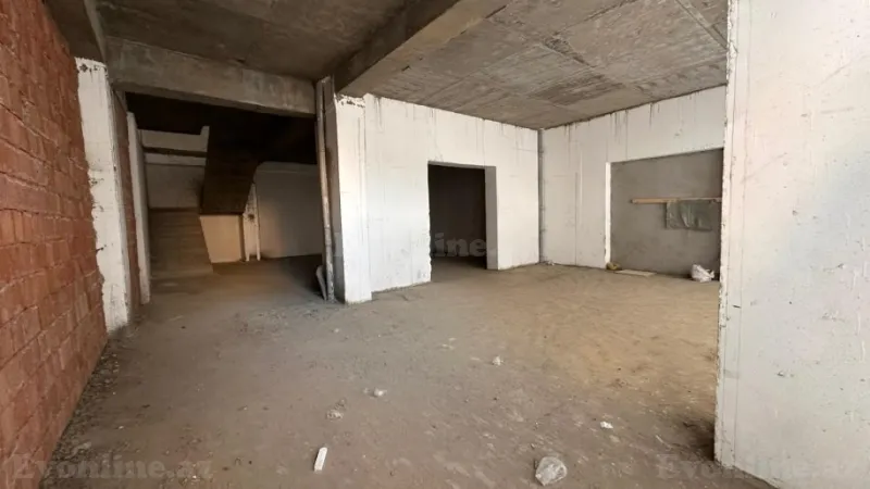 Satılır Obyekt 280 m² Qara Qarayev m.