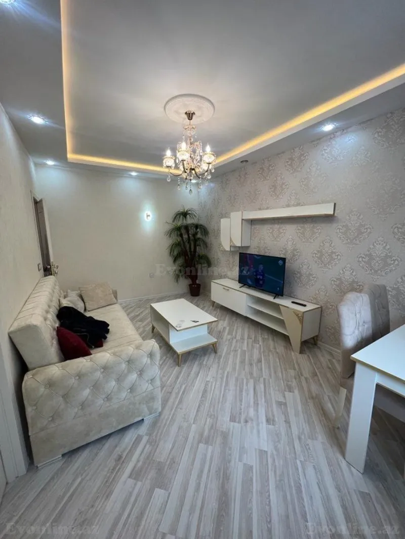Kirayə verilir 2 otaqlı Mənzil Köhnə tikili 45 m² 7-ci mikrorayon