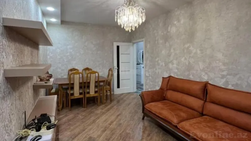 Satılır 2 otaqlı Mənzil Köhnə tikili 80 m² 9-cu mikrorayon - şəkil 3