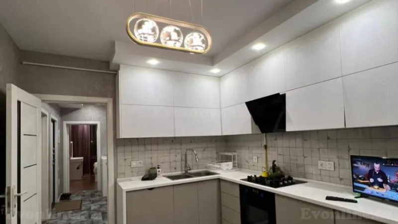 Satılır 2 otaqlı Mənzil Köhnə tikili 80 m² 9-cu mikrorayon - şəkil 7