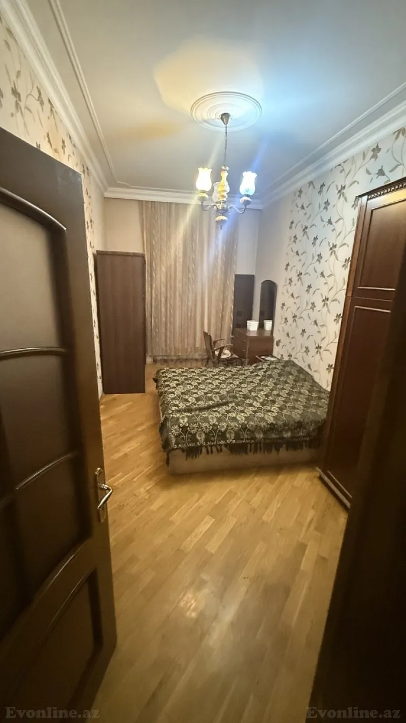 Kirayə verilir 2 otaqlı Mənzil Köhnə tikili 65 m² Nəriman Nərimanov m. - şəkil 6