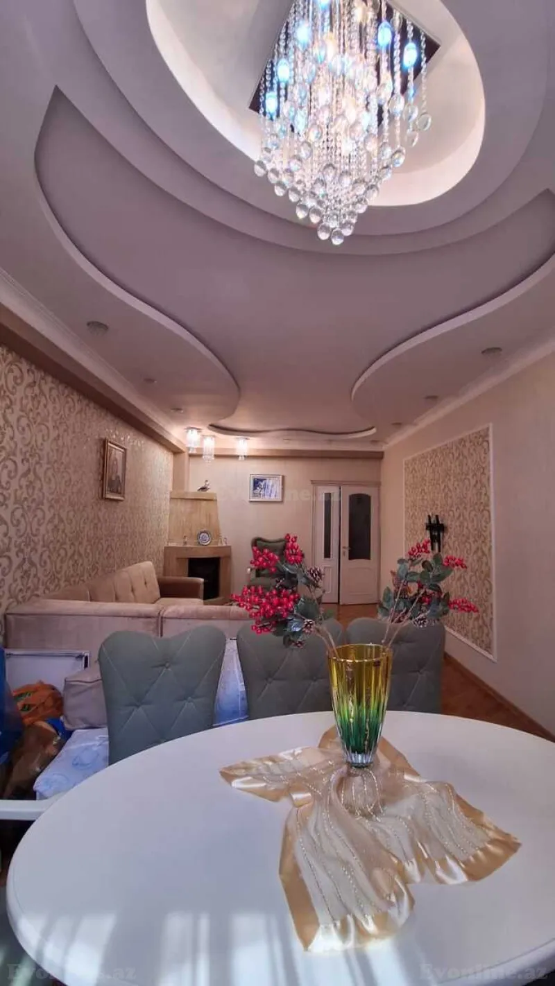 Satılır 2 otaqlı Mənzil Köhnə tikili 92 m² 9-cu mikrorayon - şəkil 2