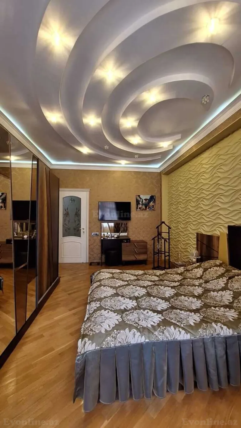 Satılır 2 otaqlı Mənzil Köhnə tikili 92 m² 9-cu mikrorayon - şəkil 7