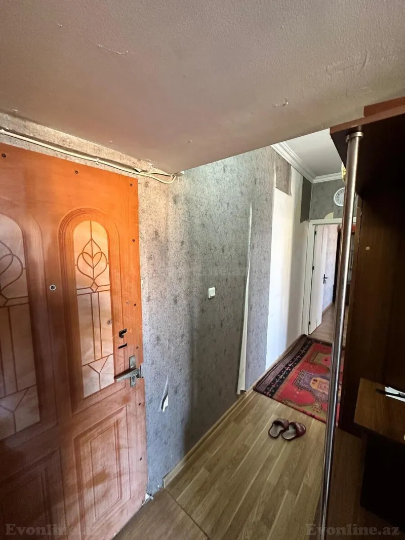 Satılır 2 otaqlı Mənzil Köhnə tikili 60 m² Massiv V - şəkil 5