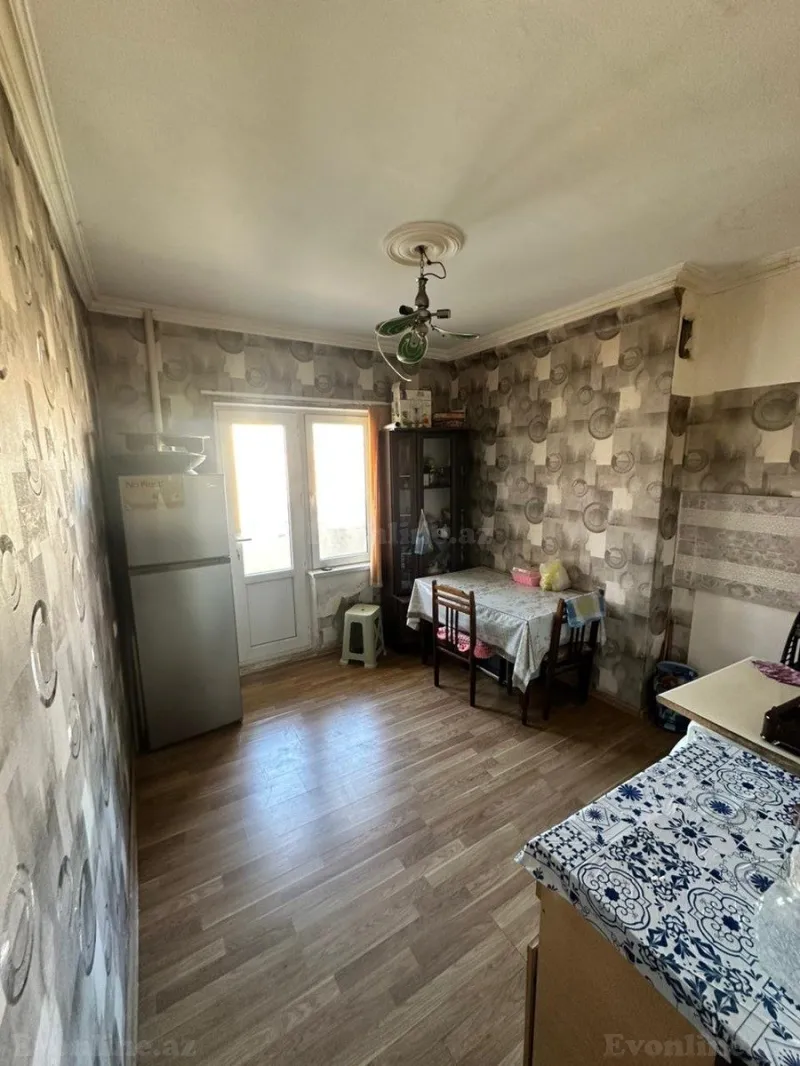 Satılır 2 otaqlı Mənzil Köhnə tikili 60 m² Massiv V - şəkil 6