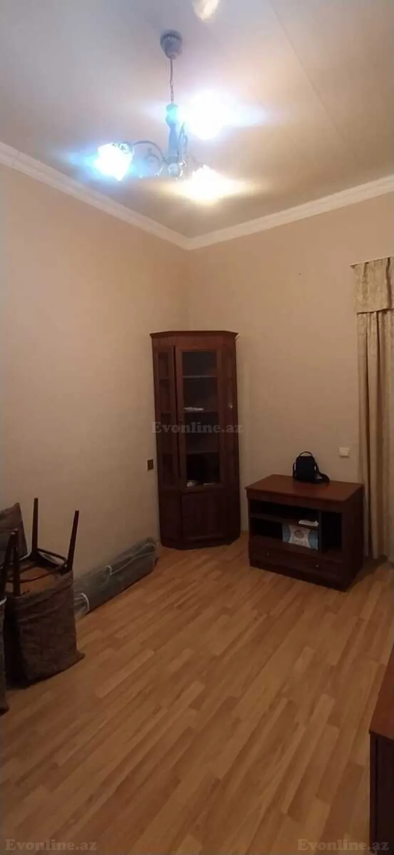 Kirayə verilir 1 otaqlı Mənzil Köhnə tikili 30 m² 28 May m. - şəkil 2