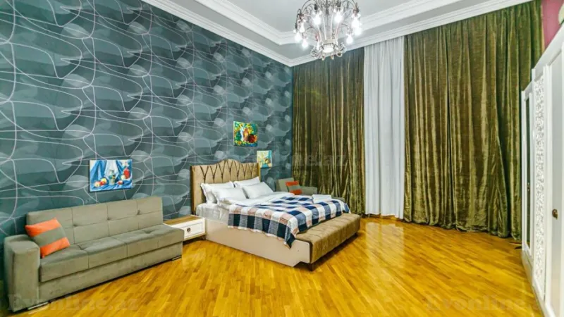 Kirayə verilir 4 otaqlı Mənzil Köhnə tikili 130 m² Sahil m. - şəkil 13