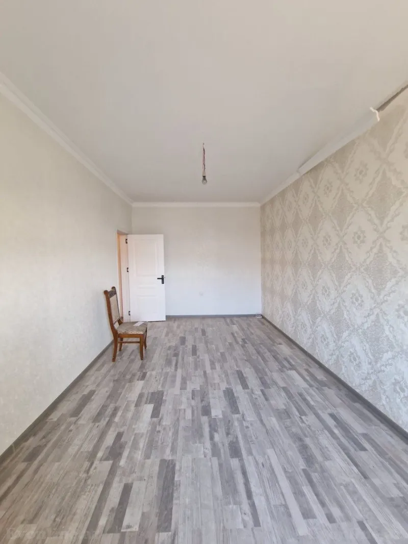 Satılır 2 otaqlı Mənzil Köhnə tikili 73 m² Xırdalan - şəkil 3