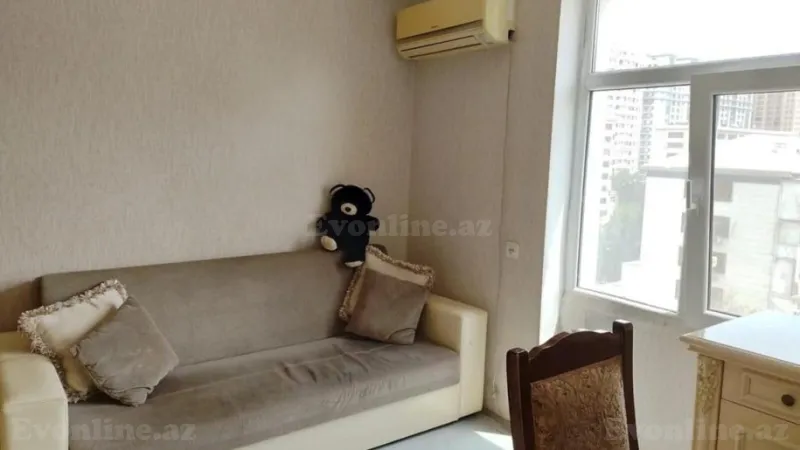 Satılır 2 otaqlı Mənzil Köhnə tikili 45 m² Elmlər Akademiyası m. - şəkil 8