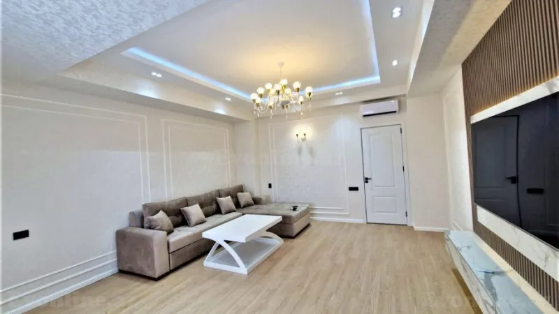 Kirayə verilir 3 otaqlı Mənzil Yeni tikili 130 m² Xətai r. - şəkil 2