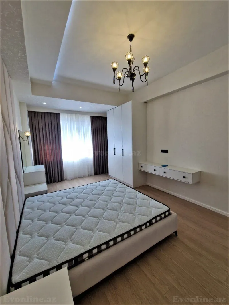 Kirayə verilir 3 otaqlı Mənzil Yeni tikili 130 m² Xətai r. - şəkil 7