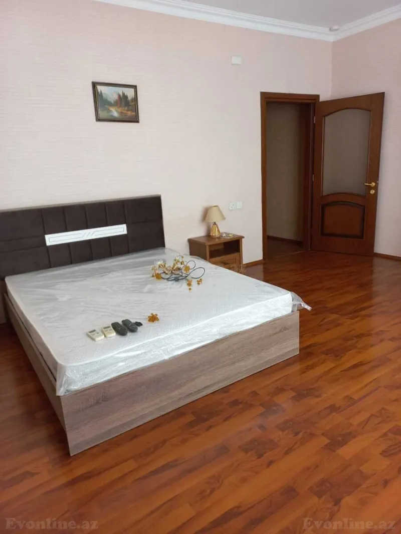 Kirayə verilir 3 otaqlı Mənzil Yeni tikili 140 m² Nizami m. - şəkil 4