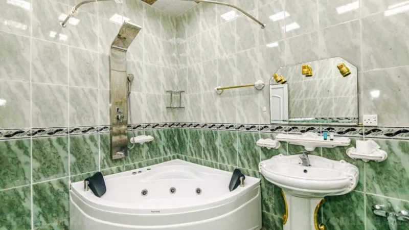 Kirayə verilir 5 otaqlı Mənzil Yeni tikili 214 m² Sahil m. - şəkil 15