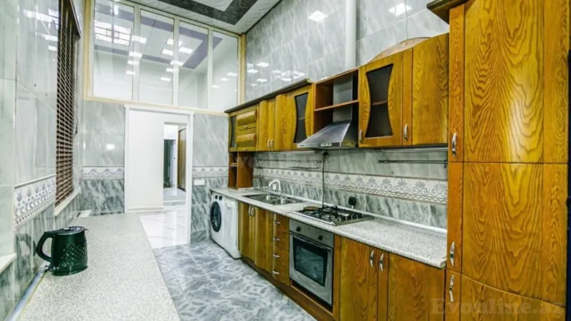 Kirayə verilir 5 otaqlı Mənzil Yeni tikili 214 m² Sahil m. - şəkil 23