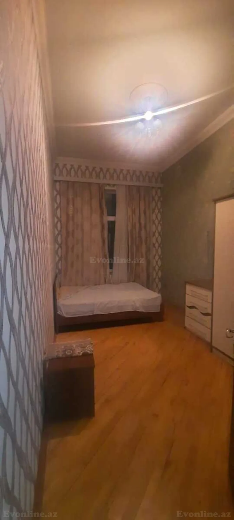 Satılır 3 otaqlı Mənzil Köhnə tikili 70 m² Elmlər Akademiyası m. - şəkil 3