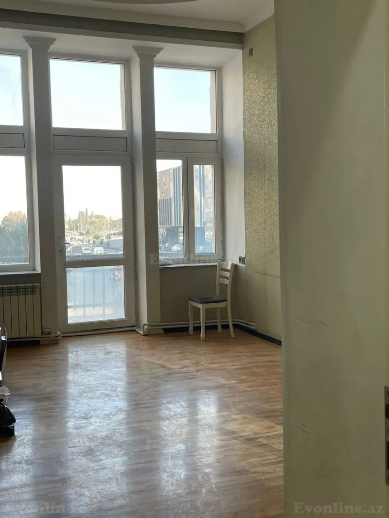 Kirayə verilir Ofis 100 m² 28 May m. - şəkil 6