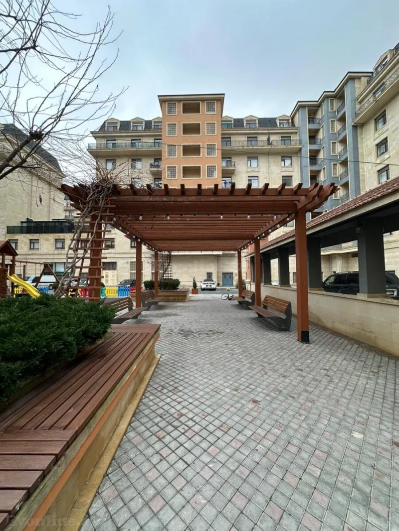 Kirayə verilir 3 otaqlı Mənzil Yeni tikili 138 m² Xətai r. - şəkil 12