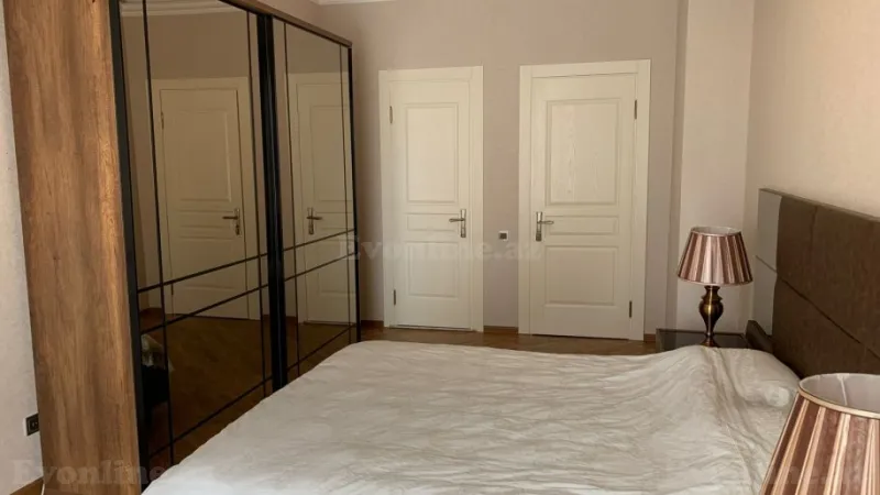 Satılır 4 otaqlı Mənzil Yeni tikili 203 m² Gənclik m. - şəkil 6