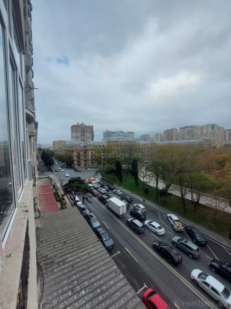 Kirayə verilir 3 otaqlı Mənzil Yeni tikili 120 m² Nəsimi r. - şəkil 11