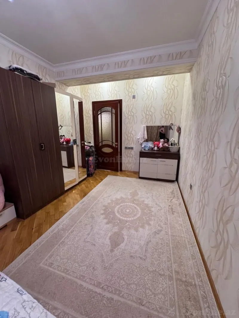 Kirayə verilir 3 otaqlı Mənzil Yeni tikili 150 m² Gənclik m. - şəkil 16