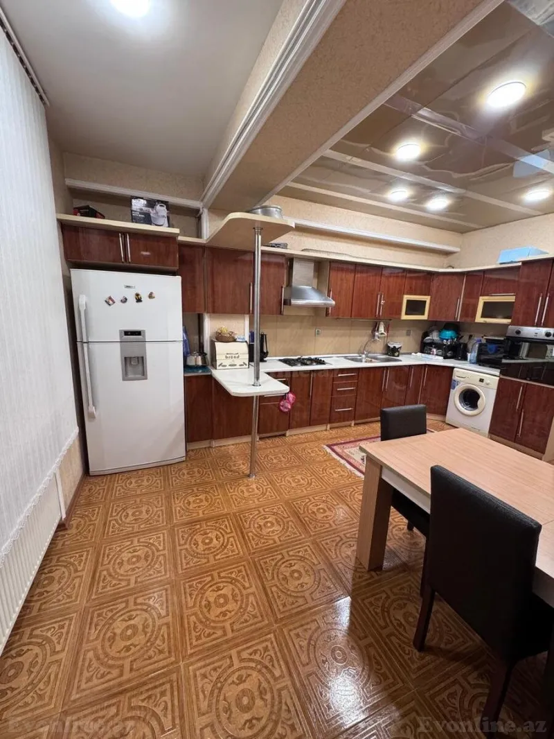 Kirayə verilir 3 otaqlı Mənzil Yeni tikili 150 m² Gənclik m. - şəkil 17