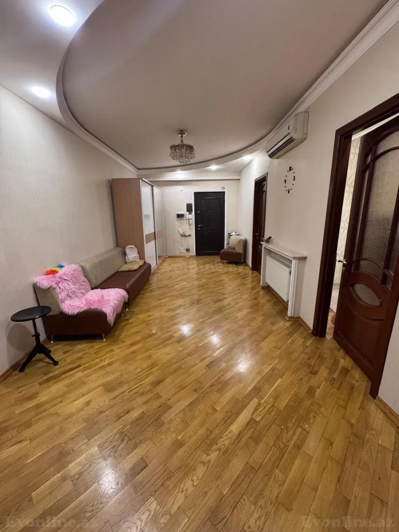 Kirayə verilir 3 otaqlı Mənzil Yeni tikili 150 m² Gənclik m. - şəkil 18