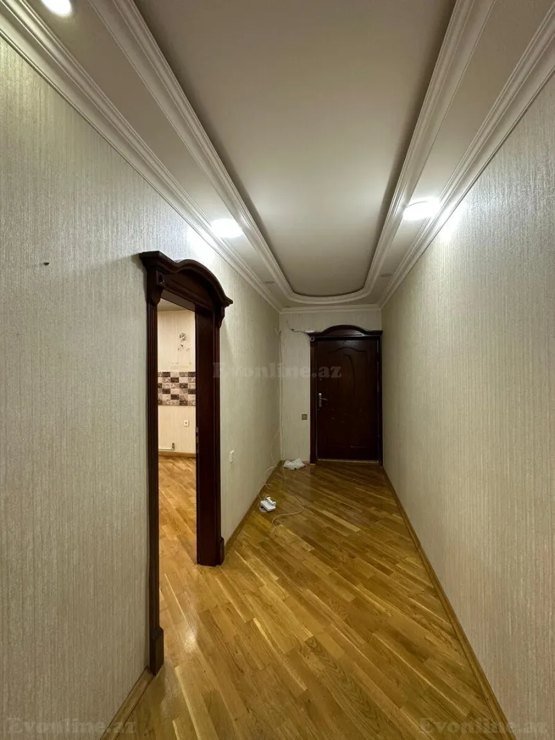 Satılır 4 otaqlı Mənzil Köhnə tikili 110 m² Yeni Yasamal - şəkil 3