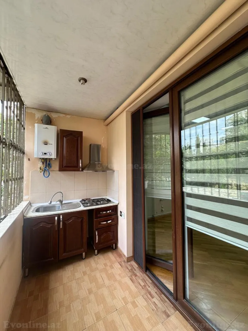 Satılır 4 otaqlı Mənzil Köhnə tikili 110 m² Yeni Yasamal - şəkil 10