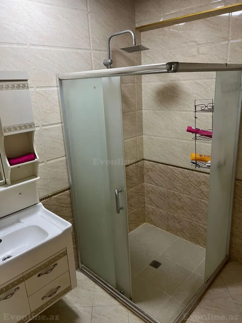 Kirayə verilir 3 otaqlı Mənzil Yeni tikili 130 m² Qara Qarayev m. - şəkil 16