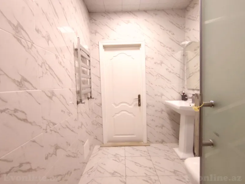 Satılır 3 otaqlı Mənzil Yeni tikili 110 m² 28 May m. - şəkil 4