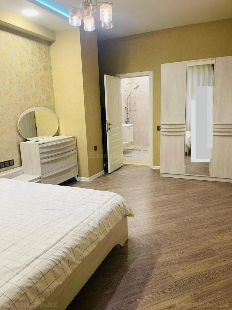 Kirayə verilir 3 otaqlı Mənzil Yeni tikili 110 m² Xətai m. - şəkil 9