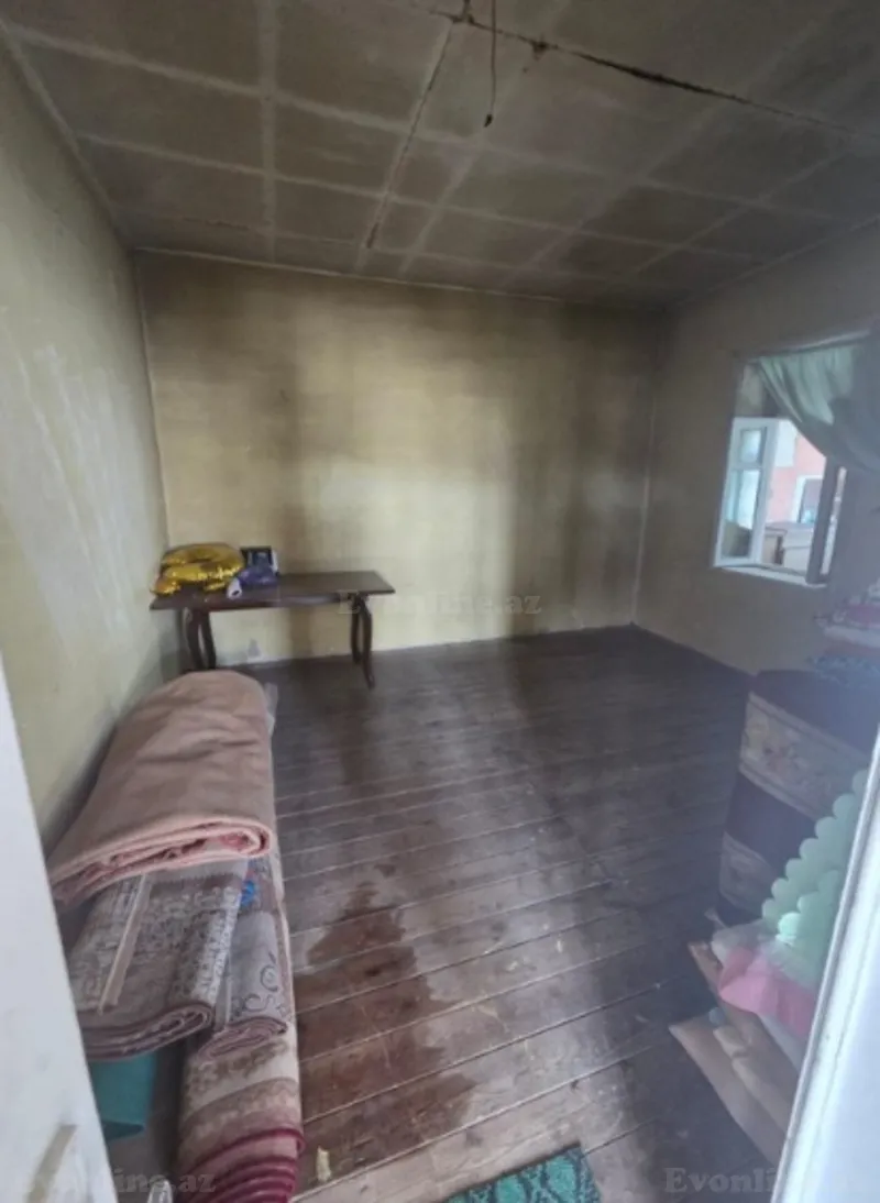 Satılır 8 otaqlı Mənzil Köhnə tikili 187 m² Binə - şəkil 3