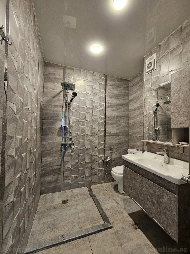 Kirayə verilir 2 otaqlı Mənzil Yeni tikili 75 m² 8 Noyabr m. - şəkil 13