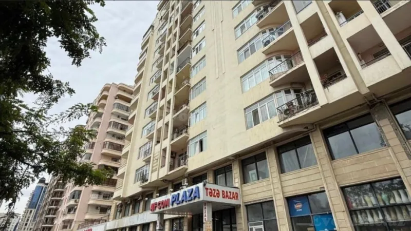 Satılır 4 otaqlı Mənzil Yeni tikili 190 m² 28 May m.