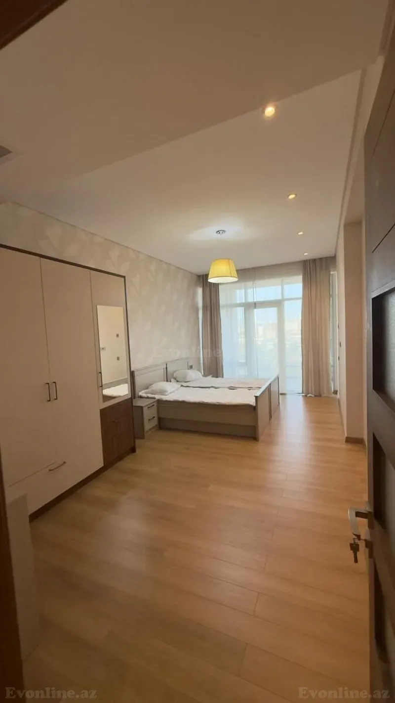 Kirayə verilir 4 otaqlı Mənzil Yeni tikili 205 m² Xətai m. - şəkil 4