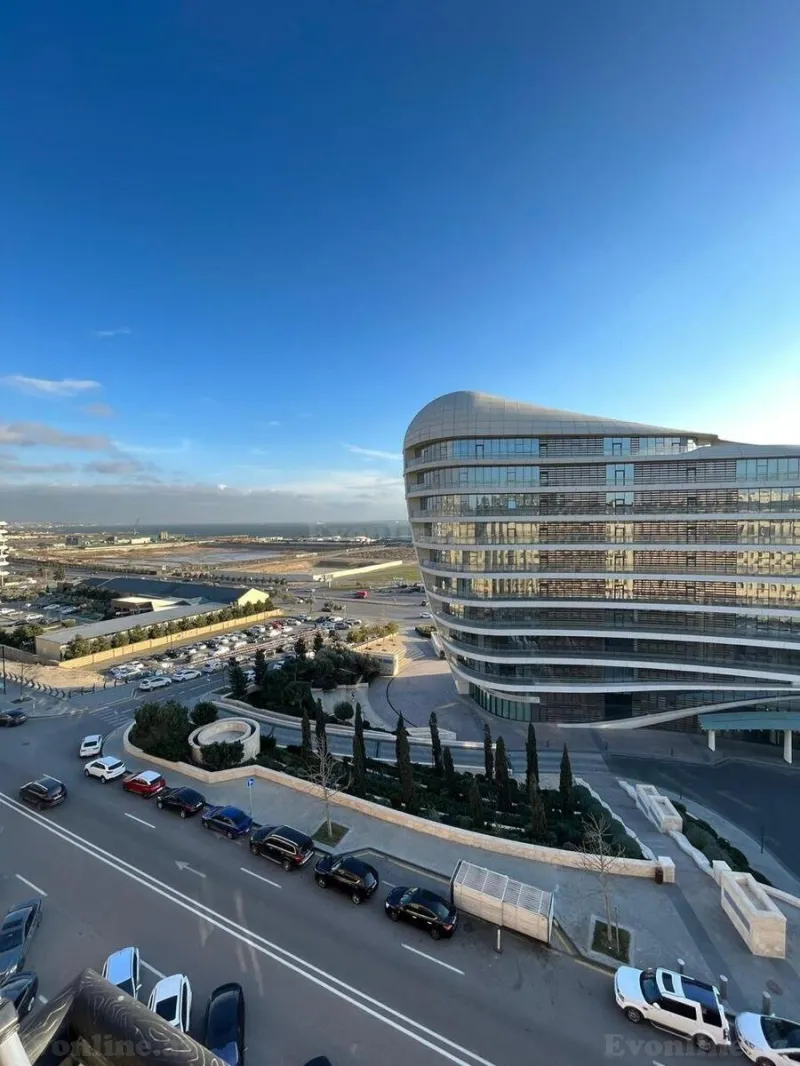 Kirayə verilir 3 otaqlı Mənzil Yeni tikili 120 m² Xətai r.