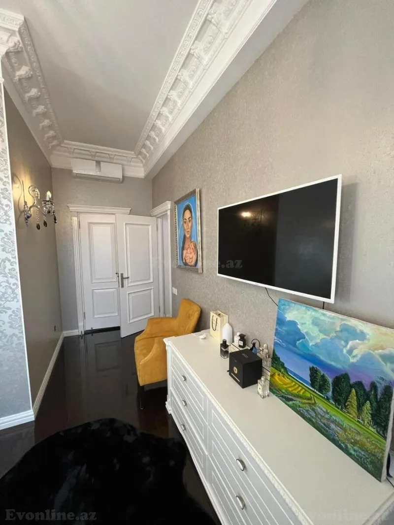 Kirayə verilir 3 otaqlı Mənzil Yeni tikili 120 m² Xətai r. - şəkil 16