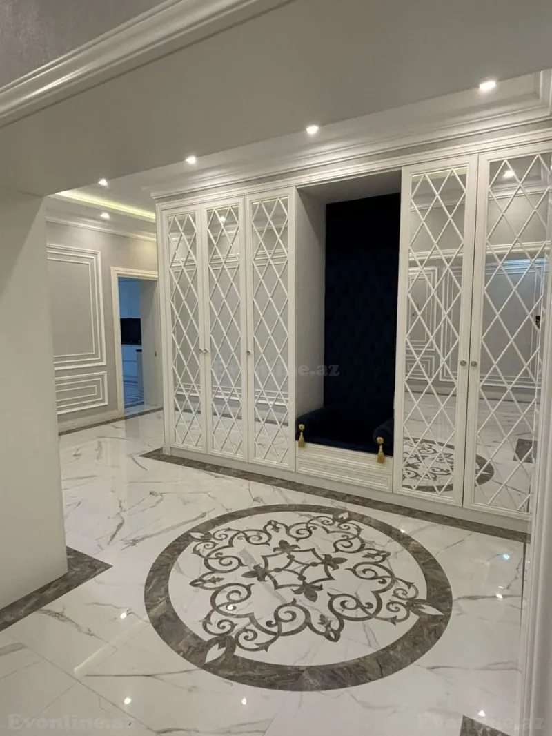 Satılır 4 otaqlı Mənzil Yeni tikili 242 m² 28 May m. - şəkil 4