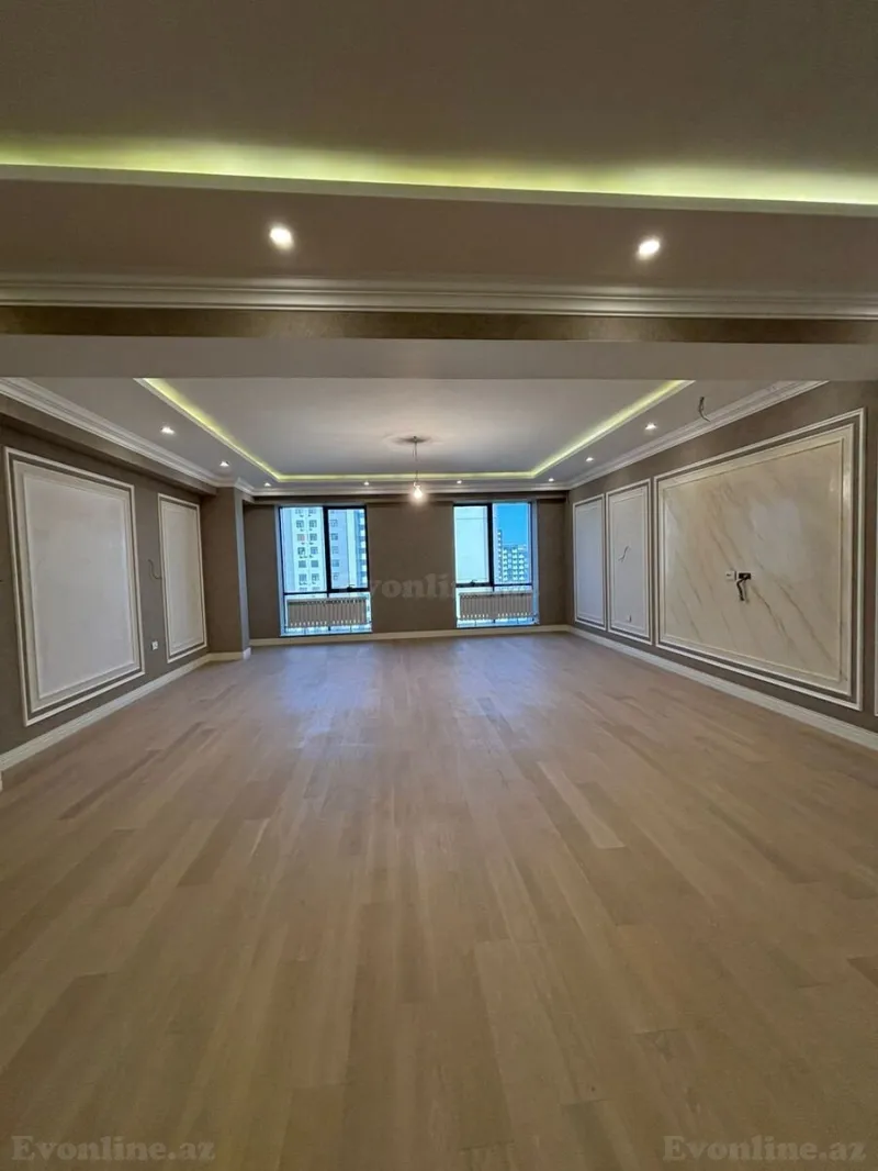 Satılır 4 otaqlı Mənzil Yeni tikili 242 m² 28 May m. - şəkil 15