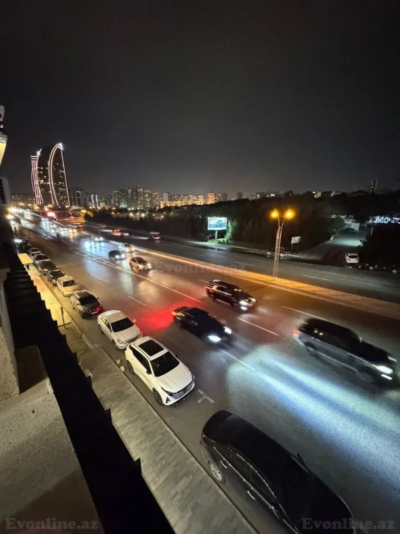 Satılır 4 otaqlı Mənzil Yeni tikili 190 m² Xətai m. - şəkil 16